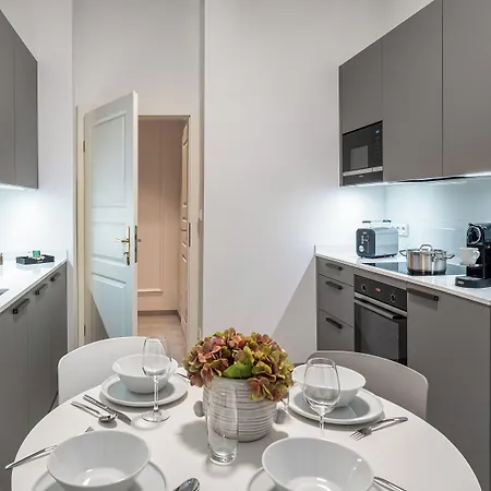 River Dance By Adrez 아파트호텔