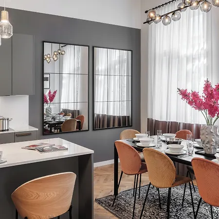 River Dance By Adrez 프라하