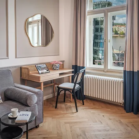 River Dance By Adrez 아파트호텔